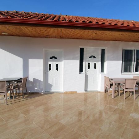 كساميل Seaside Vila Genti Pollo المظهر الخارجي الصورة